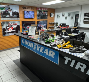 Boca Raton FL Auto Repair Lobby
